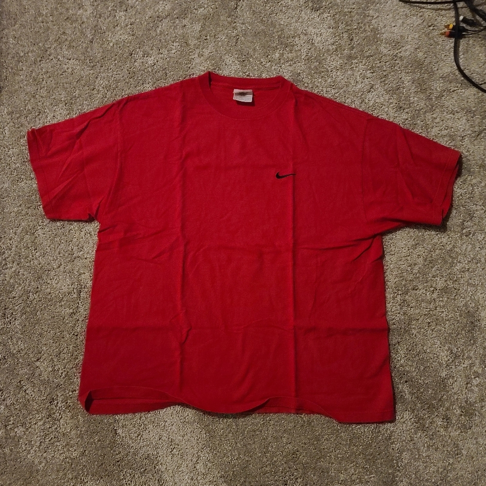 Vintage 90s Red and Black Nike Essential Mini Swoosh T Shirt